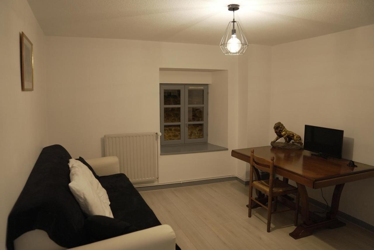 Appartement Spacieux Au Pied Des Pistes Chalmazel-Jeansagniere Exterior foto